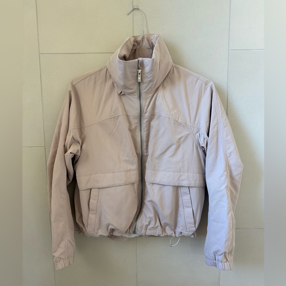 lululemon jacket